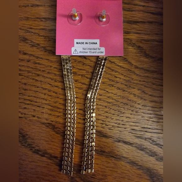 Betsey Johnson Candy Cane Dangle Earrings! - Picture 11 of 12